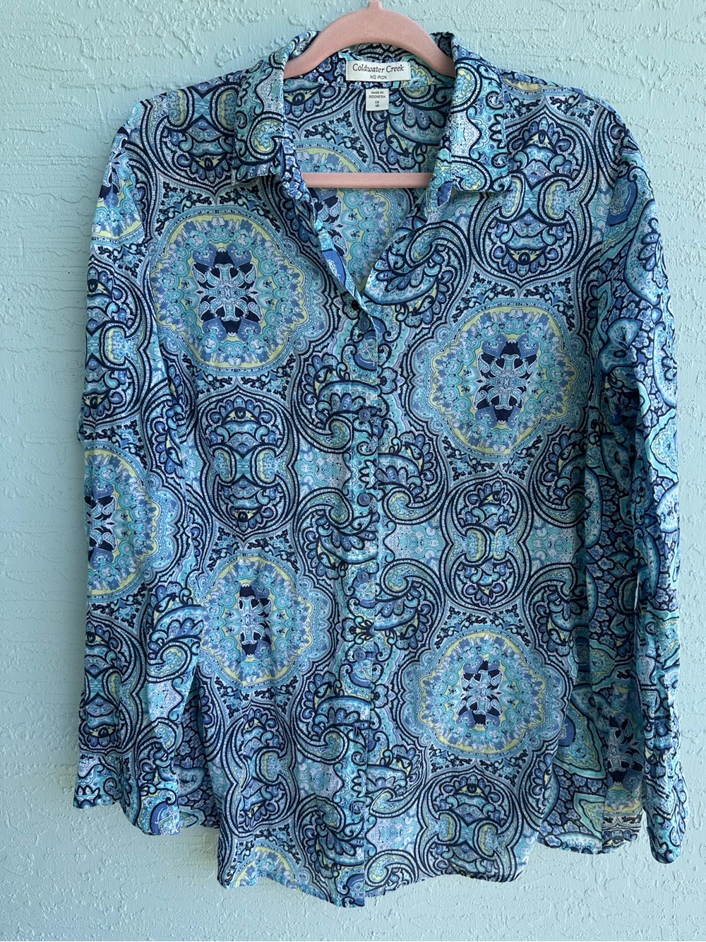 Cold water creek women’s lightweight button down paisley blue shirt size 1X